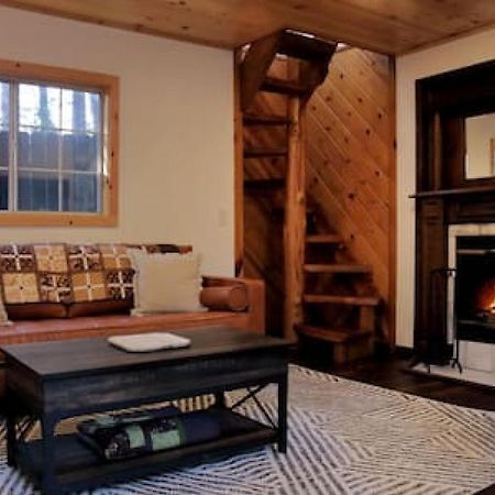 La Petite - Charming In Town Villa Idyllwild Exterior photo