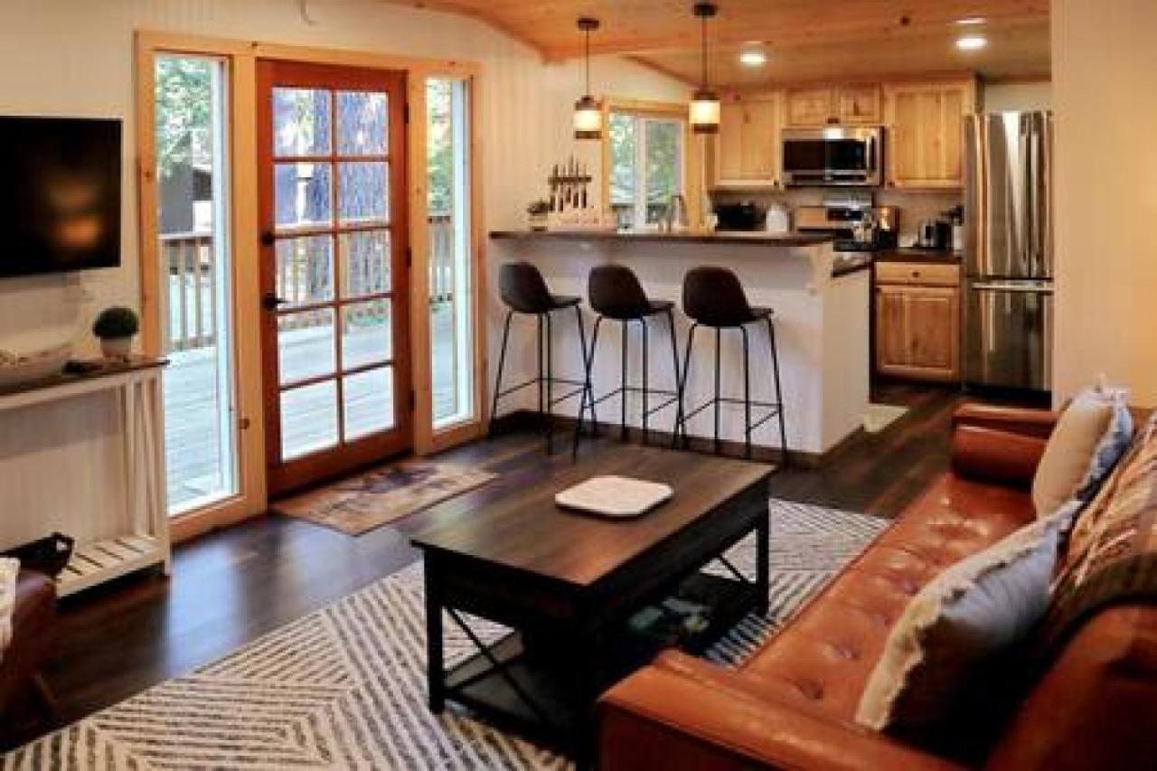 La Petite - Charming In Town Villa Idyllwild Exterior photo